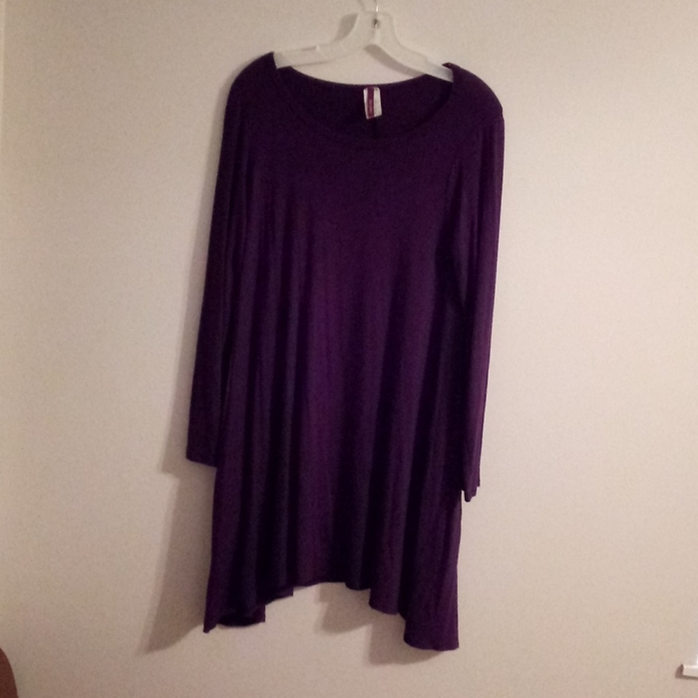 Dark Purple Long Sleeve Tunic. Size M.